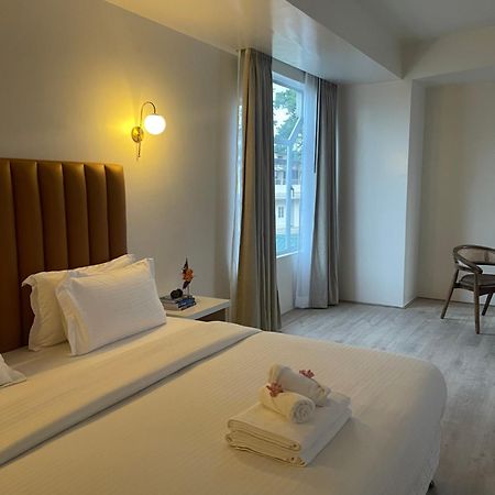 Hotel Pegasus Crown Shillong Exterior foto
