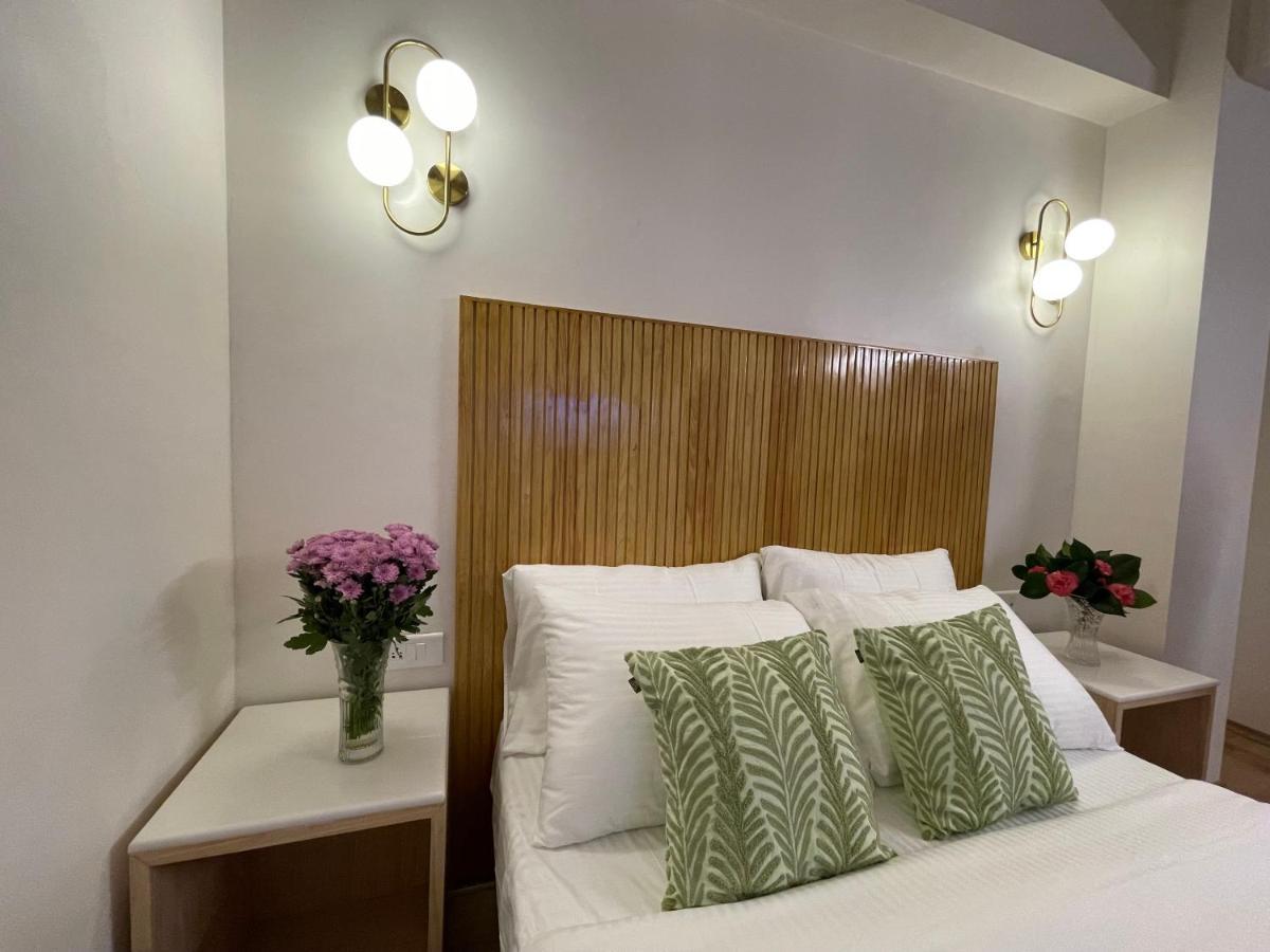 Hotel Pegasus Crown Shillong Exterior foto